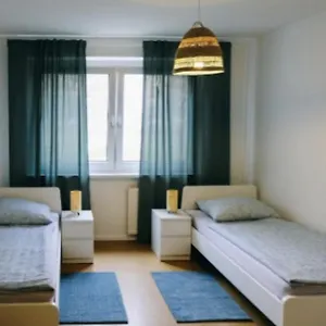 Riesige 3 Am Grünauer Welle Mit Balkon Leipzig
